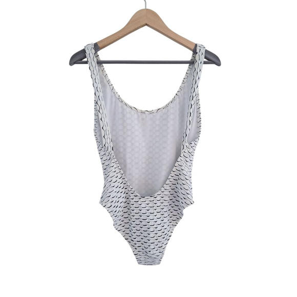 Milly Cabana One Piece Neutral Deep Back Scoop Women's Size S - Picture 2 of 7